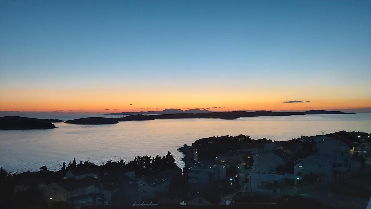 Tilla'S House Hvar Town Buitenkant foto